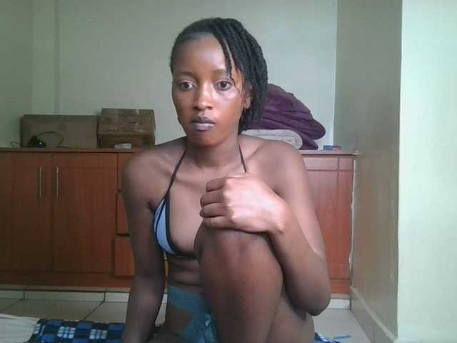 Politegirl live cam on BongaCams