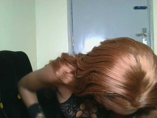 Politegirl live cam on BongaCams