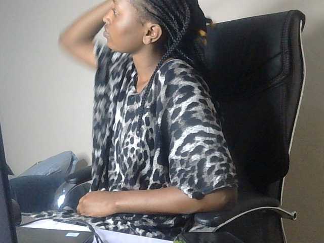 Politegirl live cam on BongaCams