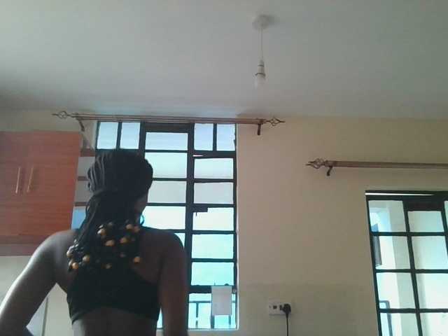 Politegirl live cam on BongaCams