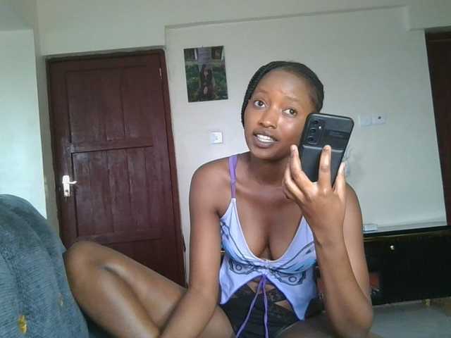 Politegirl live cam on BongaCams