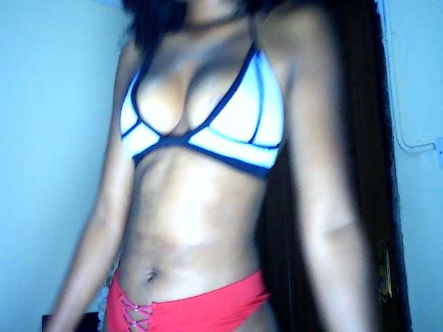 Politegirl live cam on BongaCams