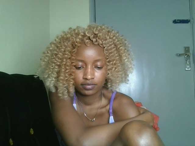 Politegirl live cam on BongaCams