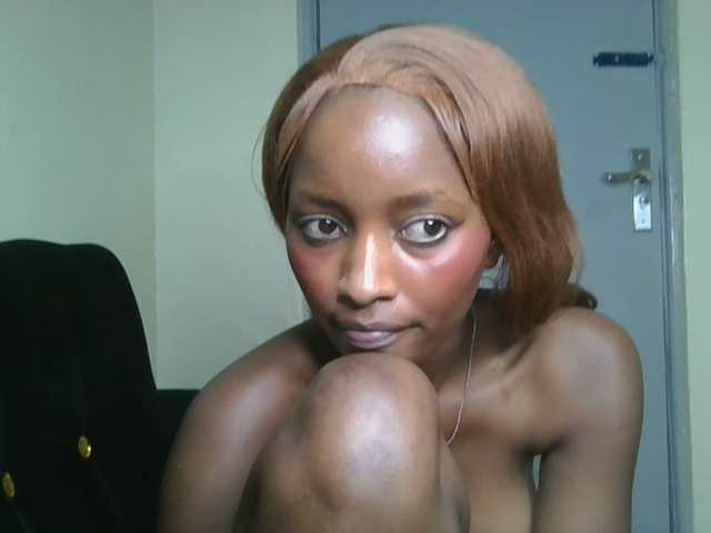 Politegirl live cam on BongaCams