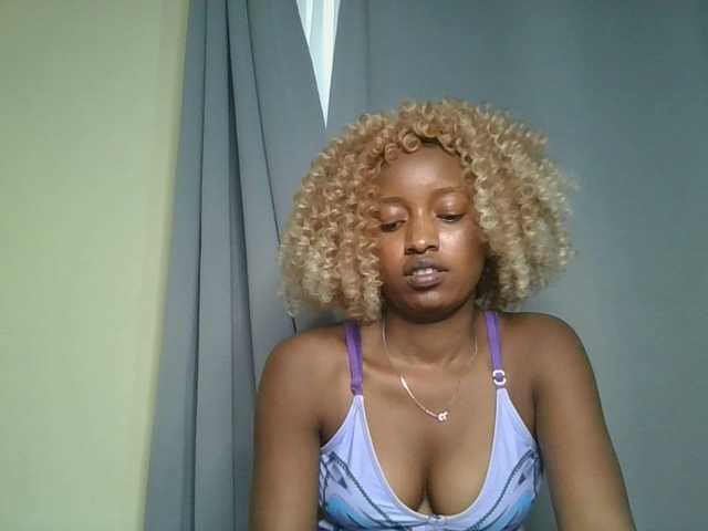 Politegirl live cam on BongaCams