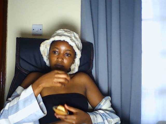 Politegirl live cam on BongaCams