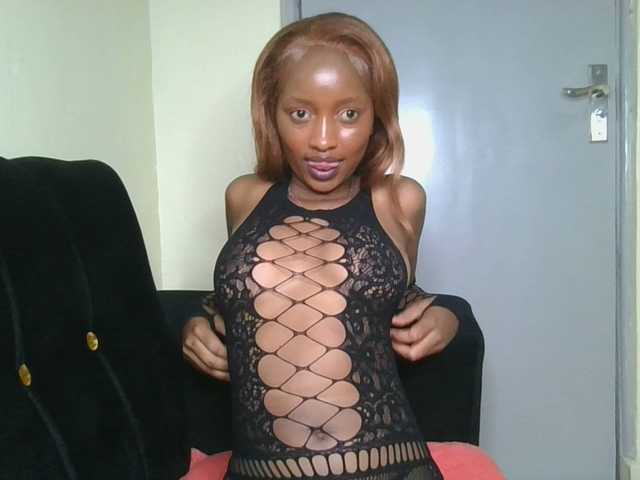 Politegirl live cam on BongaCams
