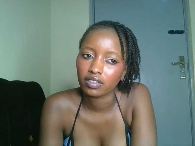 Politegirl live cam on BongaCams