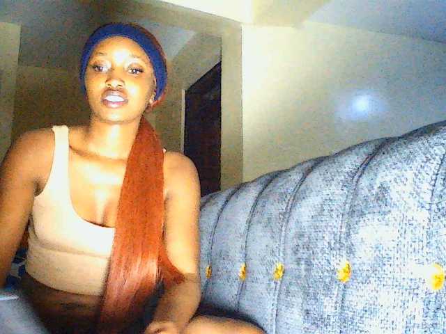 Politegirl live cam on BongaCams