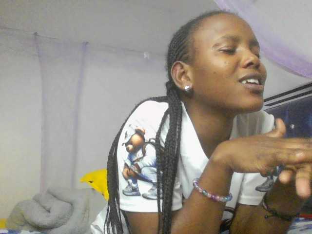 Bunnydiva- live cam on BongaCams