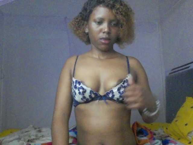 Bunnydiva- live cam on BongaCams