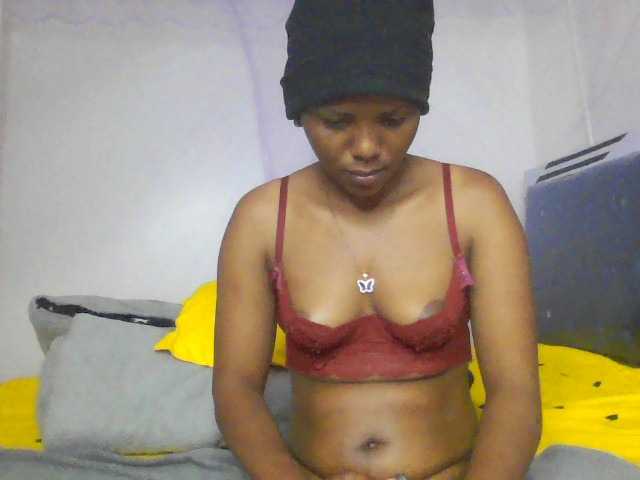 Bunnydiva- live cam on BongaCams