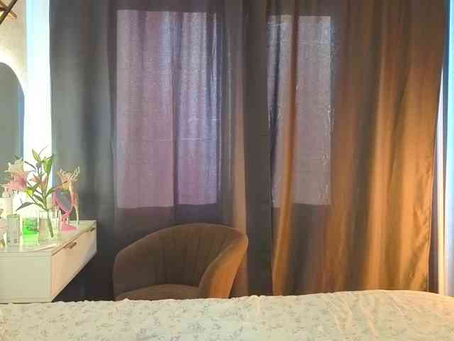 Модель: DenisSofia
