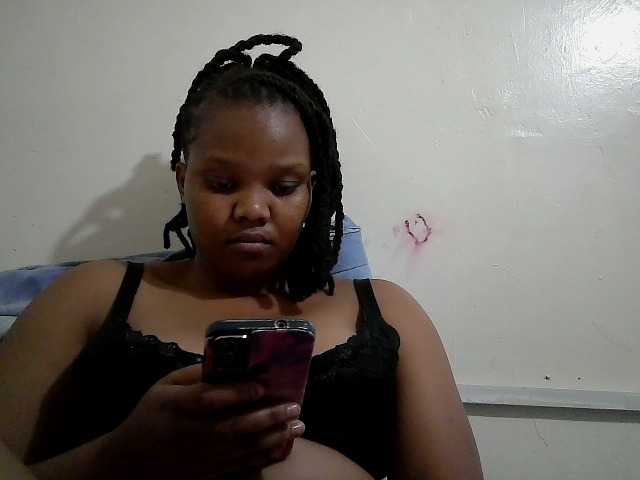 Shepretty live cam on BongaCams