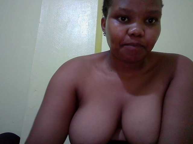Shepretty live cam on BongaCams