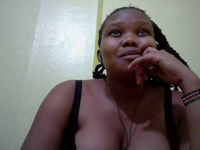 Shepretty live cam on BongaCams