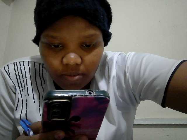 Shepretty live cam on BongaCams