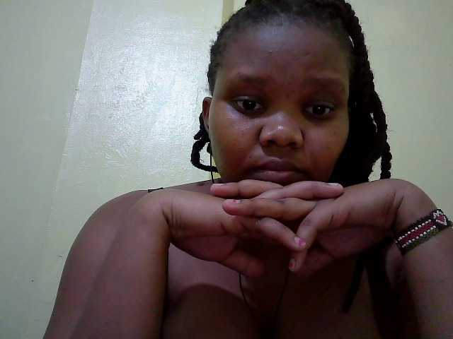Shepretty live cam on BongaCams