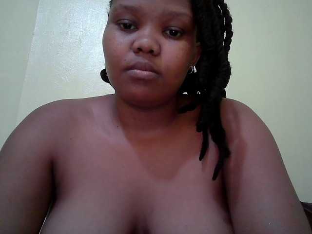 Shepretty live cam on BongaCams
