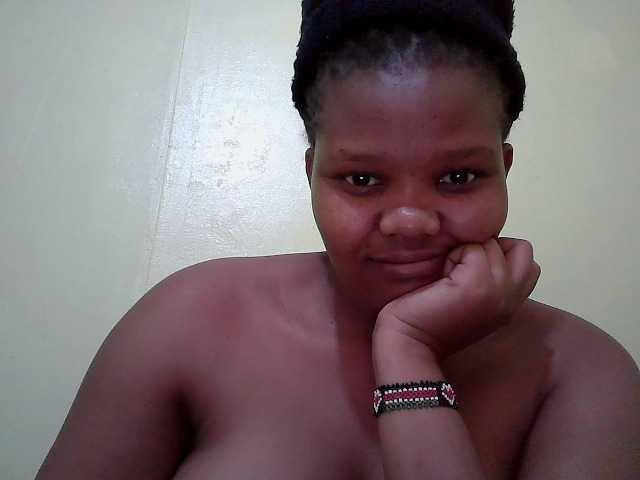 Shepretty live cam on BongaCams