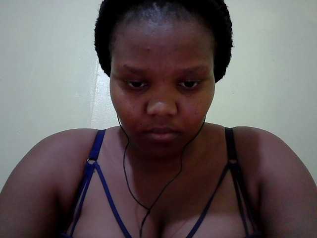 Shepretty live cam on BongaCams
