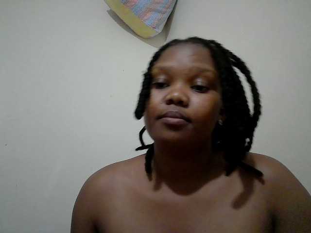 Shepretty live cam on BongaCams