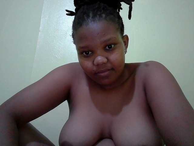 Shepretty live cam on BongaCams