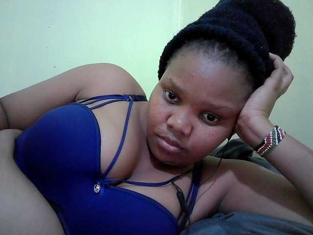 Shepretty live cam on BongaCams