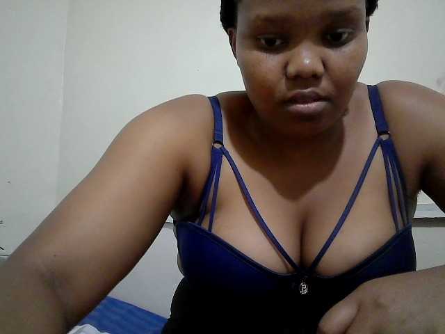 Shepretty live cam on BongaCams