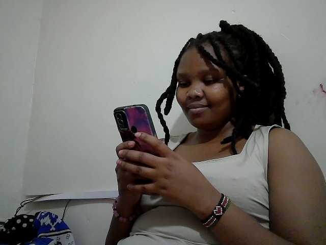 Shepretty live cam on BongaCams
