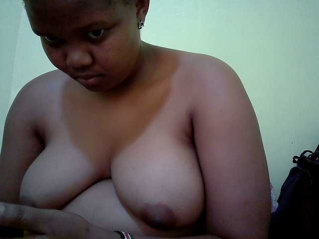 Shepretty live cam on BongaCams