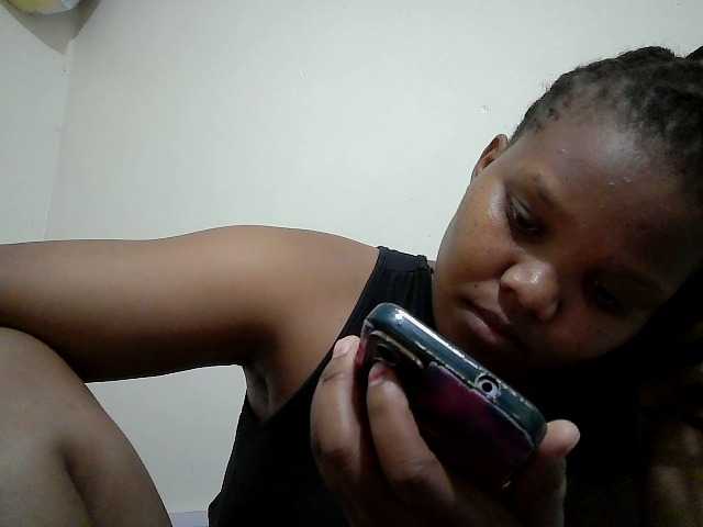 Shepretty live cam on BongaCams