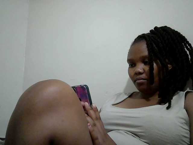 Shepretty live cam on BongaCams