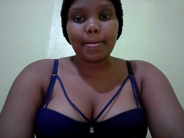 Shepretty live cam on BongaCams