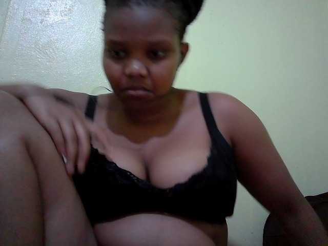 Shepretty live cam on BongaCams