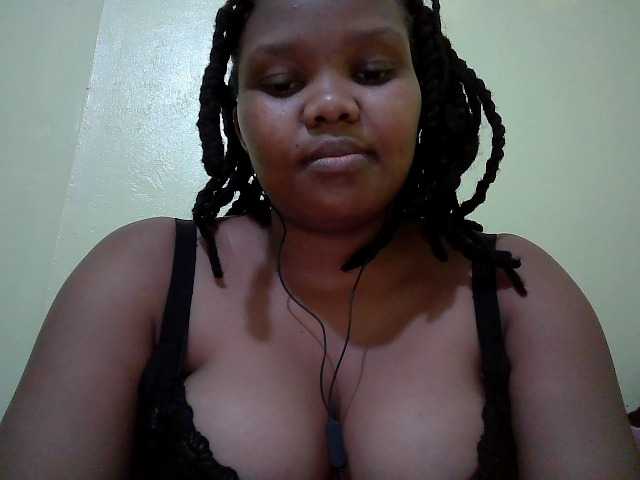 Shepretty live cam on BongaCams