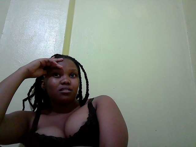 Shepretty live cam on BongaCams