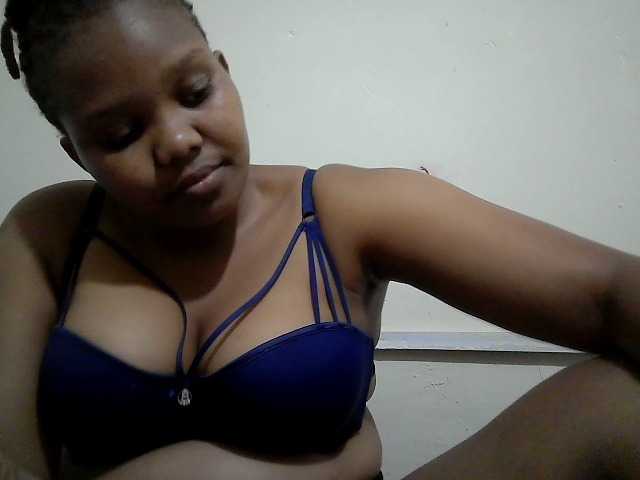 Shepretty live cam on BongaCams