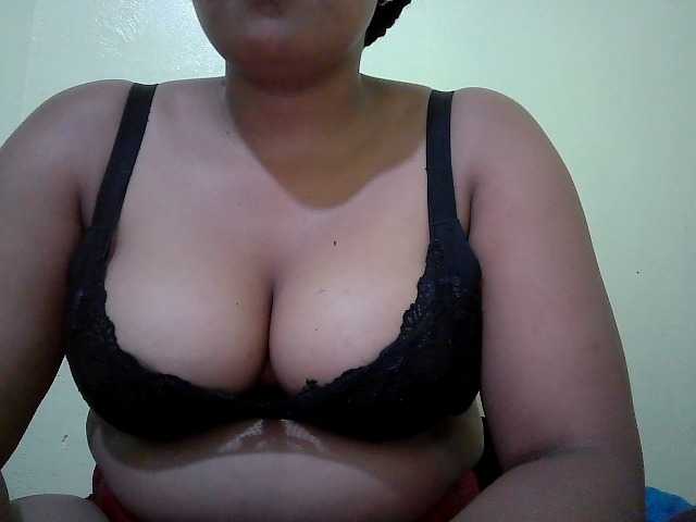 Shepretty live cam on BongaCams