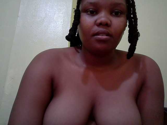 Shepretty live cam on BongaCams