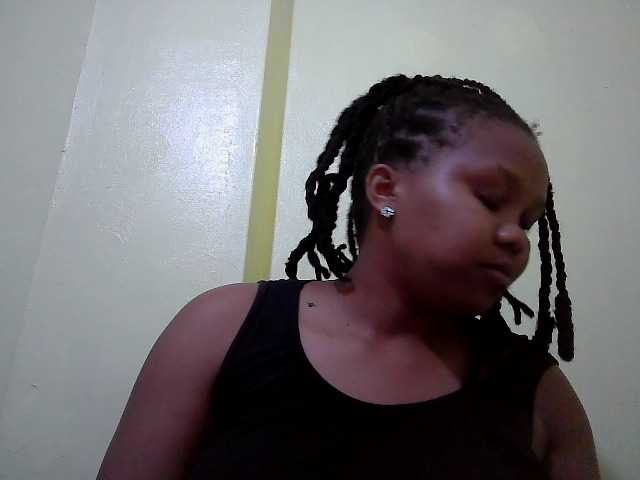 Shepretty live cam on BongaCams