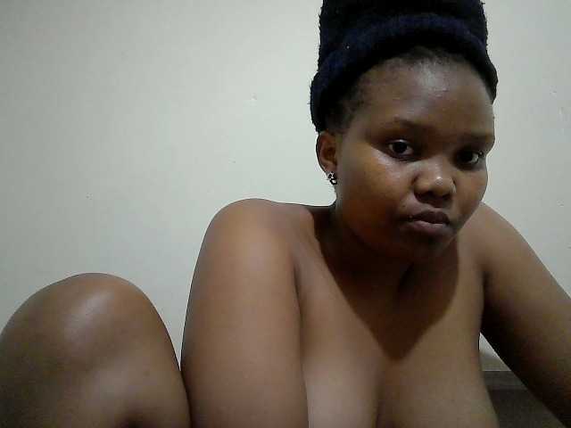 Shepretty live cam on BongaCams