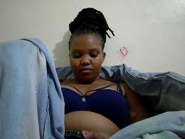 Shepretty live cam on BongaCams
