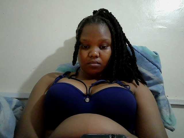 Shepretty live cam on BongaCams