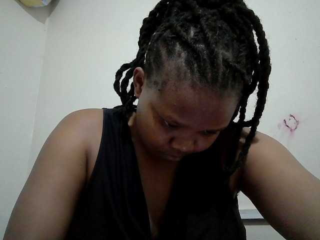 Shepretty live cam on BongaCams