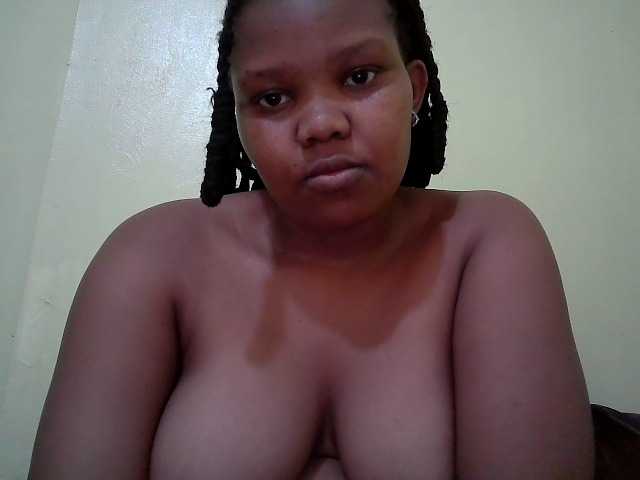 Shepretty live cam on BongaCams