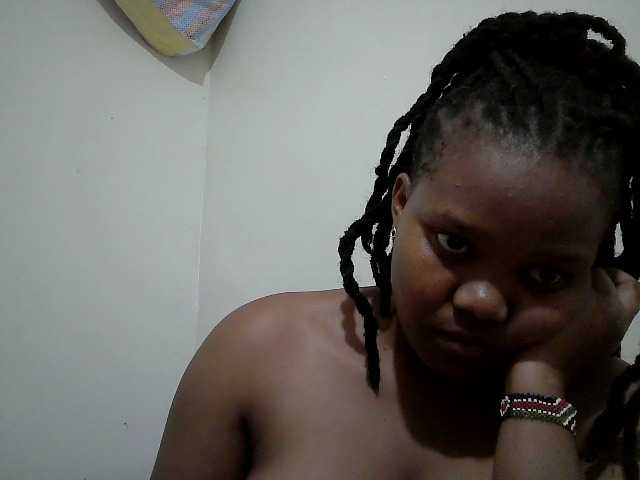 Shepretty live cam on BongaCams