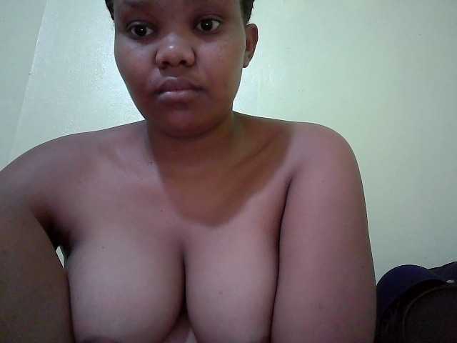 Shepretty live cam on BongaCams