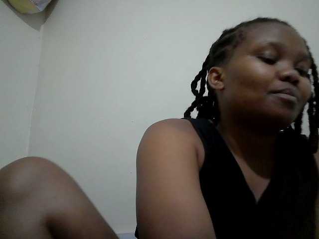 Shepretty live cam on BongaCams