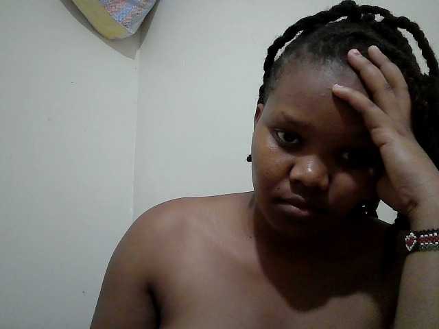 Shepretty live cam on BongaCams